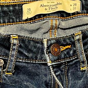 **Never worn** Abercrombie skinny jeans 💋 LIKE NEW!